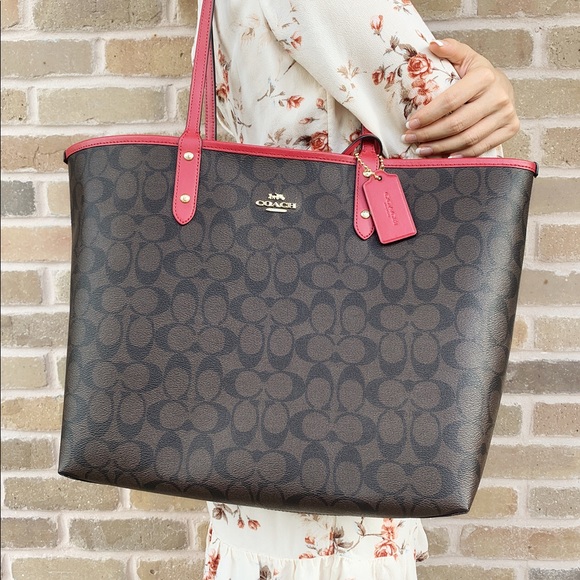 Gaby’sBags👜💕-NWT Coach Tote Reversible - Picture 2 of 7